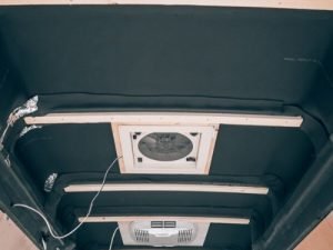 Balken voor bevestigen van plafond